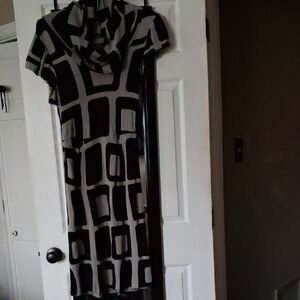 Stylish Black and Gray Geometric Dress